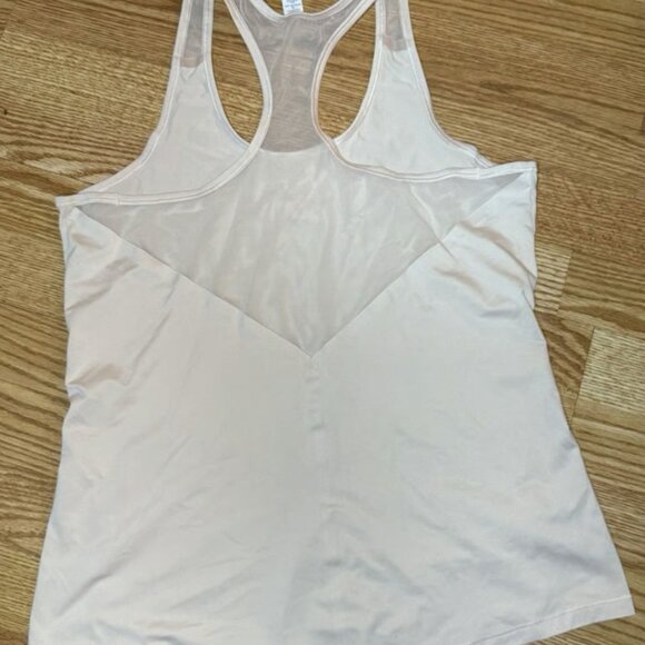 Tank Top Women’s Medium Pink Active Workout Mesh Back - Picture 3 of 5